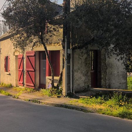 라로슈베르나르 Le Moulin De La Voute 빌라 외부 사진